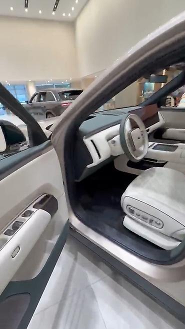byd e1: Lixiang L9: 2026 г., 1.5 л, Автомат, Гибрид, Внедорожник — 4