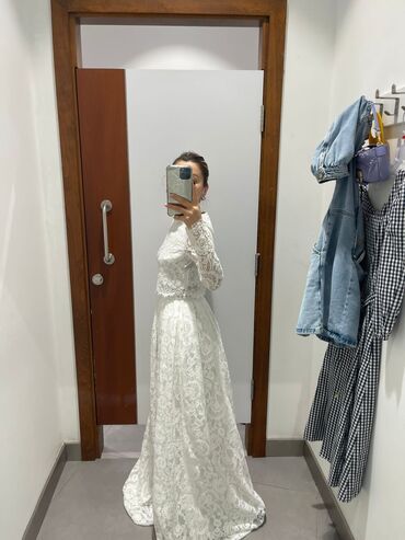 элегантное вечернее платье: Продаю платье👰‍♀️ Надевали 1 раз на кыз узатуу, целое, повреждений