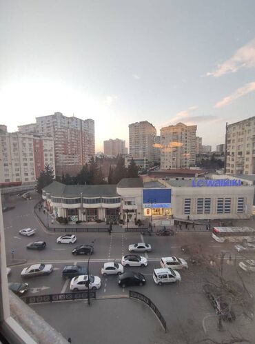 Uzunmüddətli kirayə mənzillər: Mənzil kirayə verilir. 9.7 mərtəbə, 2 otaq, 76 kv, Memar Əcəmi, tam — 8