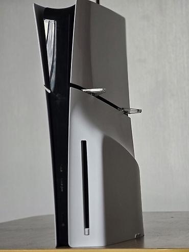 sony a6700: PlayStation 5 Slim satılır. Konsol çox az istifadə olunub və əla — 2