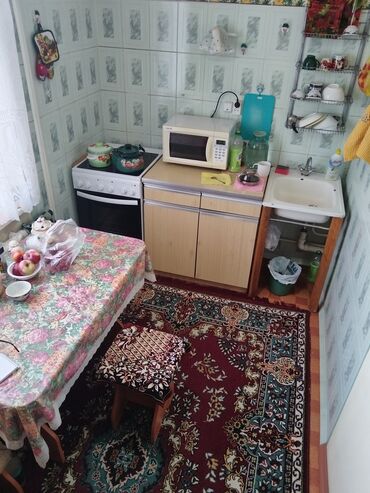 квартира ат башы: 1 комната, 43 м², 105 серия, 4 этаж, Старый ремонт