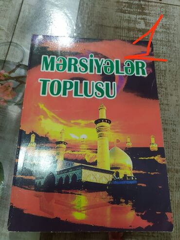 Dini kitablar: Üsd terefde qiymetleri yazilib — 11