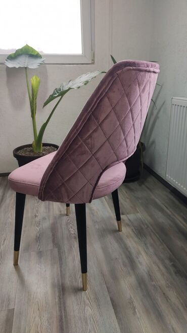 Stolice: Stolice i fotelje Radimo po porudzbini Boju birate Isporuka na adresi — 13