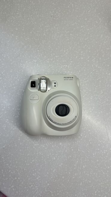 цифровой фотоаппарат fujifilm instax mini 8: Instax 
Fujifilm