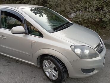 Opel: Opel Zafira: 1.7 l | 2010 il 450 km Universal — 3