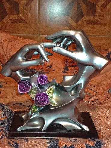 İnformatika: Yenidir Qıza bağışlamağı üçün ideal bir şeydir evlilik təklifi etmək