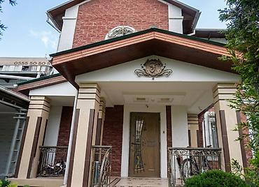 ауца: Продам ПРОСТОРНЫЙ ДОМ В VIP-городке «НИЦЦА» РАЙОН: АУЦА УЧАСТОК: 8,5 — 2