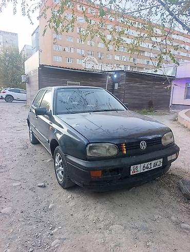 голф3 двер: Volkswagen Golf: 1993 г., 1.6 л, Механика, Бензин, Хэтчбэк — 1