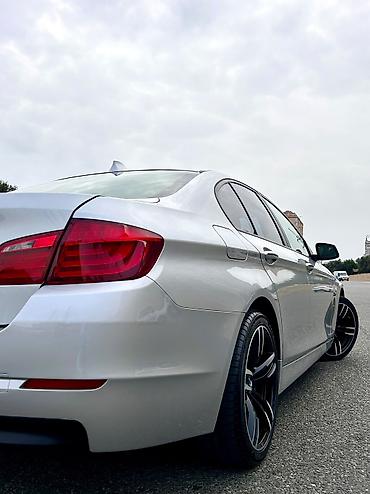 r18 bmw: BMW 528: 2 l | 2014 il Sedan — 2