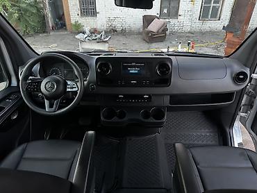 w211 e55 amg kompressor: Автобус, Mercedes-Benz, 2019 г., 3 л, до 15 мест — 9