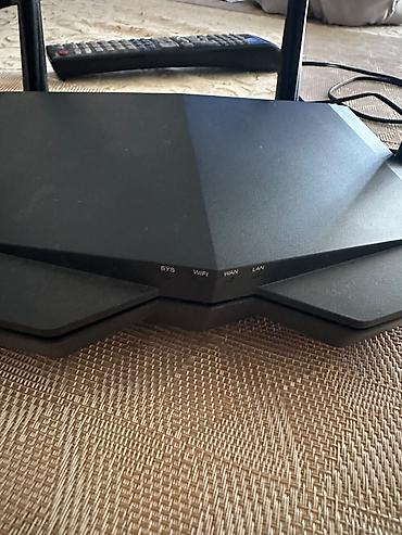 internet is: Tenda Wi-Fi routeri satılır. Tam işlək və saz vəziyyətdədir. Ev, ofis — 2
