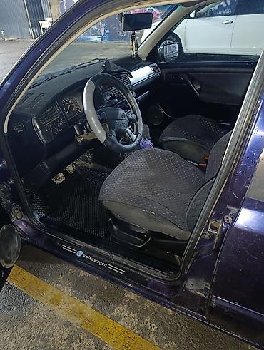 Volkswagen: Volkswagen Golf: 1995 г., 1.8 л, Механика, Бензин, Хэтчбэк — 10