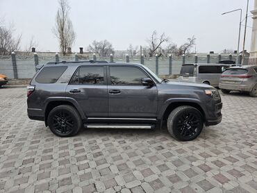Toyota: Toyota 4Runner: 2018 г., 4 л, Автомат, Бензин, Внедорожник — 8