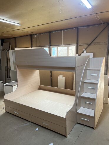 двухспальная мебель: Двухъярусная Кровать, Новый