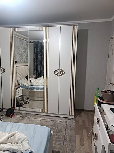 Продажа коттеджей и домов: Срочно, продаю дом в Новопавловке Ленинский район Бишкека. Дом 1980 — 4