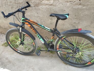 sport velosiped: İşlənmiş Dağ velosipedi Strim, 29", sürətlərin sayı: 21