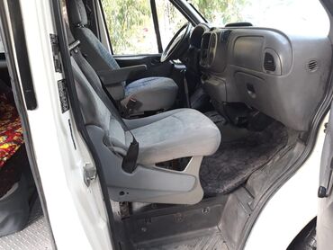Ford: Ford Transit: 2004 г., 2 л, Механика, Дизель, Фургон