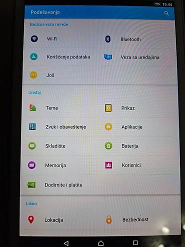 Tableti: Sony Xperia tablet sa originalnom futrolom - Ekran: 8” (prikaz — 3