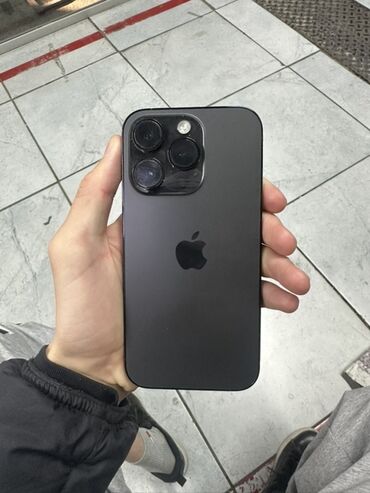 телефон бэушный: IPhone 14 Pro, Колдонулган, 256 ГБ, Графит, Коргоочу айнек, Каптама, 83 %
