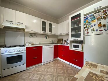 шкаф на кухни: Кухонный гарнитур, Шкаф, Буфет, Уголок, цвет - Белый, Б/у