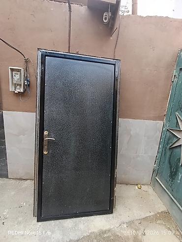 qapi kraskalari: Dəmir giriş qapısı super veziyetde 3 eded hem saq el hem sol el var — 2