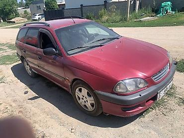 Унаа сатуу: Toyota Avensis: 1998 г., 2 л, Кол менен иштөөчү, Дизель, Универсал — 2