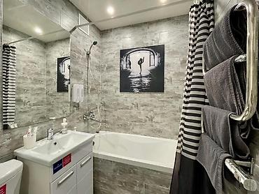 Посуточная аренда квартир: 1 комната, Душевая кабина, Постельное белье, Кондиционер — 8