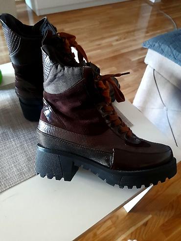 Gležnjače: Gležnjače, Aldo, 40 — 3