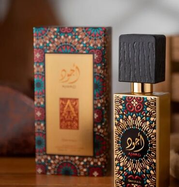 stol ustu qelyan: Lattafa firmasinin awjad parfumu 100 ML unisex bir parfumdu en cox