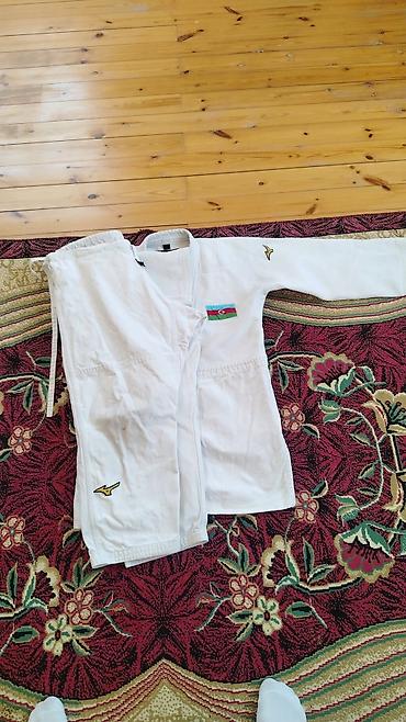 sambo ucun kimono: Judogi kimono 160/165 istiyen var Alaqe saxlasin vp bu nomrede yaxsi — 1