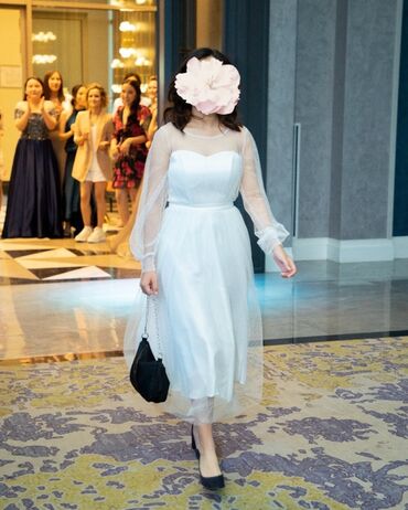 платье белая: Вечернее платье, Классическое, Длинная модель, С рукавами, S (EU 36), M (EU 38)