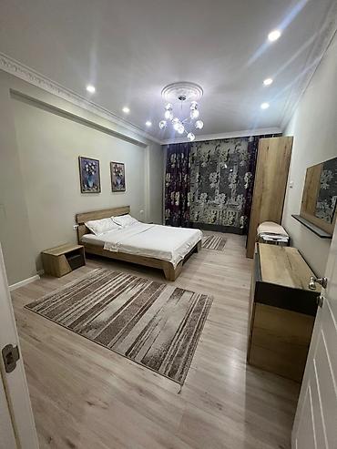 Посуточная аренда квартир: 3 комнаты, Душевая кабина, Постельное белье, Кондиционер — 2