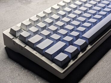 игровая клавиатура для телефона: Клавиатура, Механикалык, Bluetooth, Зымдуу туташтыруу, Өлчөмү: 75%