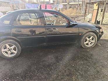 Opel: Opel Vectra: 2000 г., 1.6 л, Механика, Бензин, Седан — 1