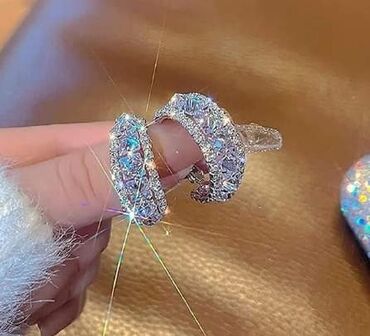 Minđuše: Cena:900din — 3