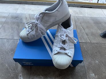 suknja i patike: Adidas, 41.5, color - White