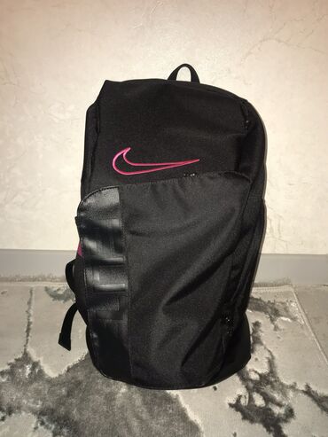 полка для сумок: Баскетбольный рюкзак Nike Elite в 4 расцветках доступен только на