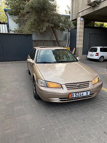corolla s: Toyota Camry: 1999 г., 2.2 л, Автомат, Бензин, Седан — 1