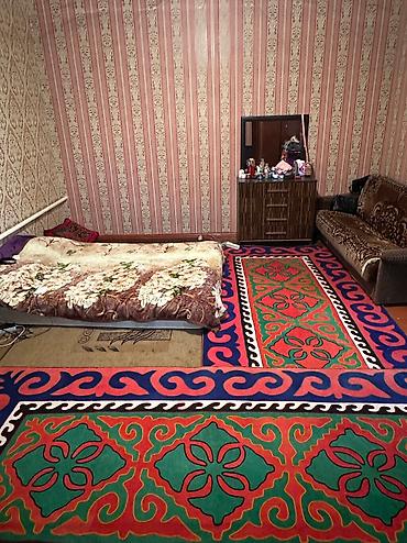 Продажа коттеджей и домов: 🏡 Продаётся 2-этажный дом в элитном районе Киргизия-1! ✨ Отличное — 8