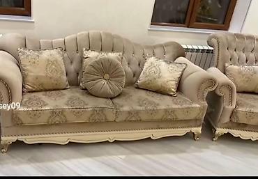 2 neferlik: Klassik üslubda salon dəsti - Tərkib: 3 nəfərlik divan + 2 ədəd geniş — 1