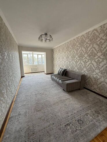 дом балыкчы квартира: 4 комнаты, 82 м², Индивидуалка, 4 этаж, Косметический ремонт