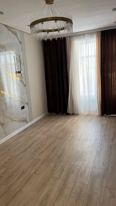 сниму квартиру в микрорайоне: 3 комнаты, 100 м², Элитка, 3 этаж, Дизайнерский ремонт