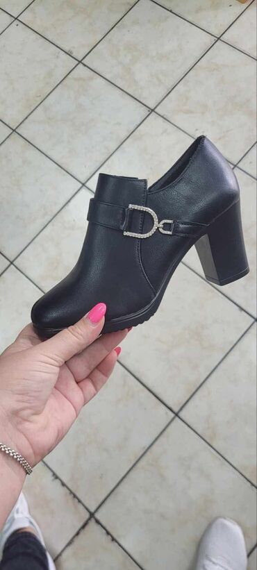 gel ulošci za cipele: Ankle boots