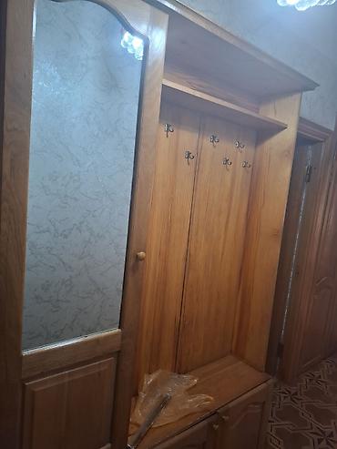 mebel satışı: Dəhliz üçün taxta giriş mebeli satılır. Komplekt funksional və yığcam — 2