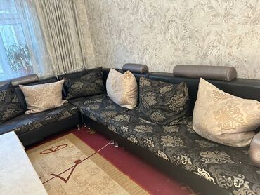 бу диван каракол: Бурчтук диван, Колдонулган