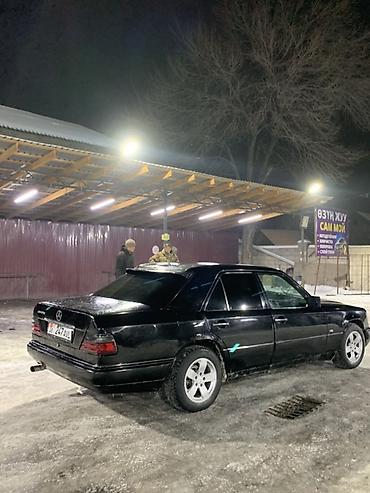 Mercedes-Benz: Mercedes-Benz W124: 1993 г., Механика, Седан — 5