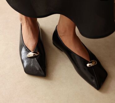 Baletkalar: Lutvelizade qadın balet ayaqqabısı – müasir minimalizm - Rəng: qara - — 2