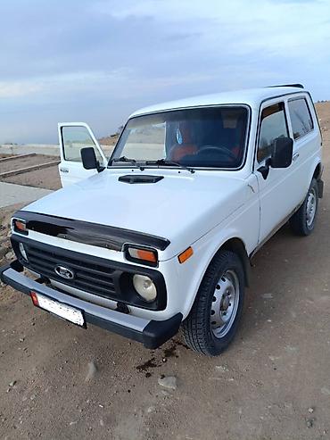 арзан матиз 1: ВАЗ (ЛАДА) 4x4 Niva: 2007 г., Кол менен иштөөчү, Бензин, Жол тандабас — 1