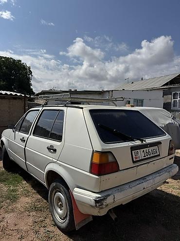 jac t9: Volkswagen Golf: 1986 г., 1.3 л, Механика, Бензин, Хэтчбэк — 4