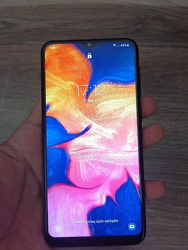 Samsung Galaxy A10, 32 GB, rəng - Qara, İki sim kartlı lalafo.az -da Samsung Galaxy A10, 32 GB, rəng - Qara, İki sim kartlı